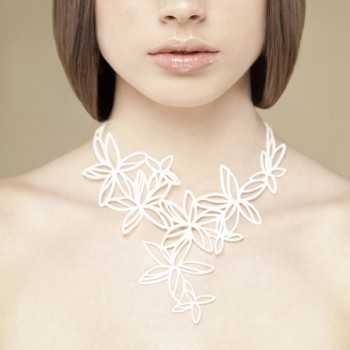 Batucada Ladies White Hawaiian Necklace