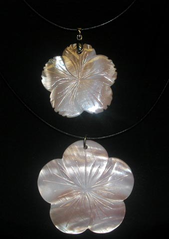 Hibiscus Mother of Pearl Necklace